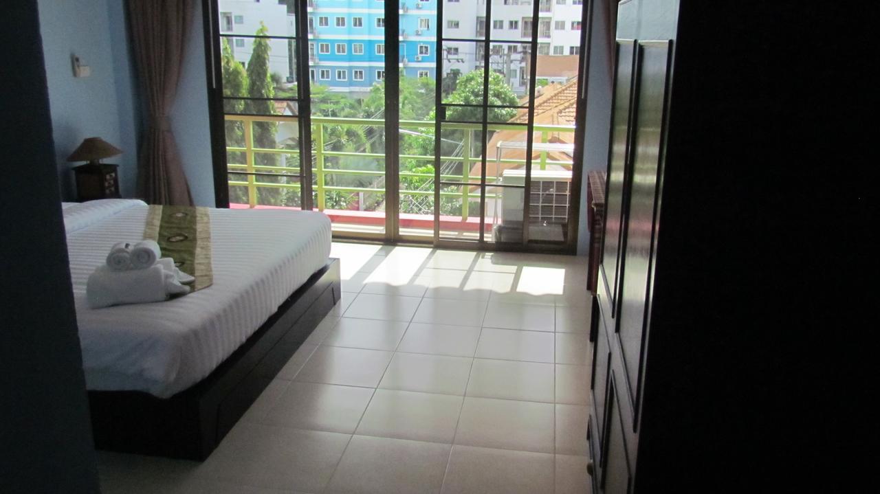 La Piccola Patong Hotell Exteriör bild