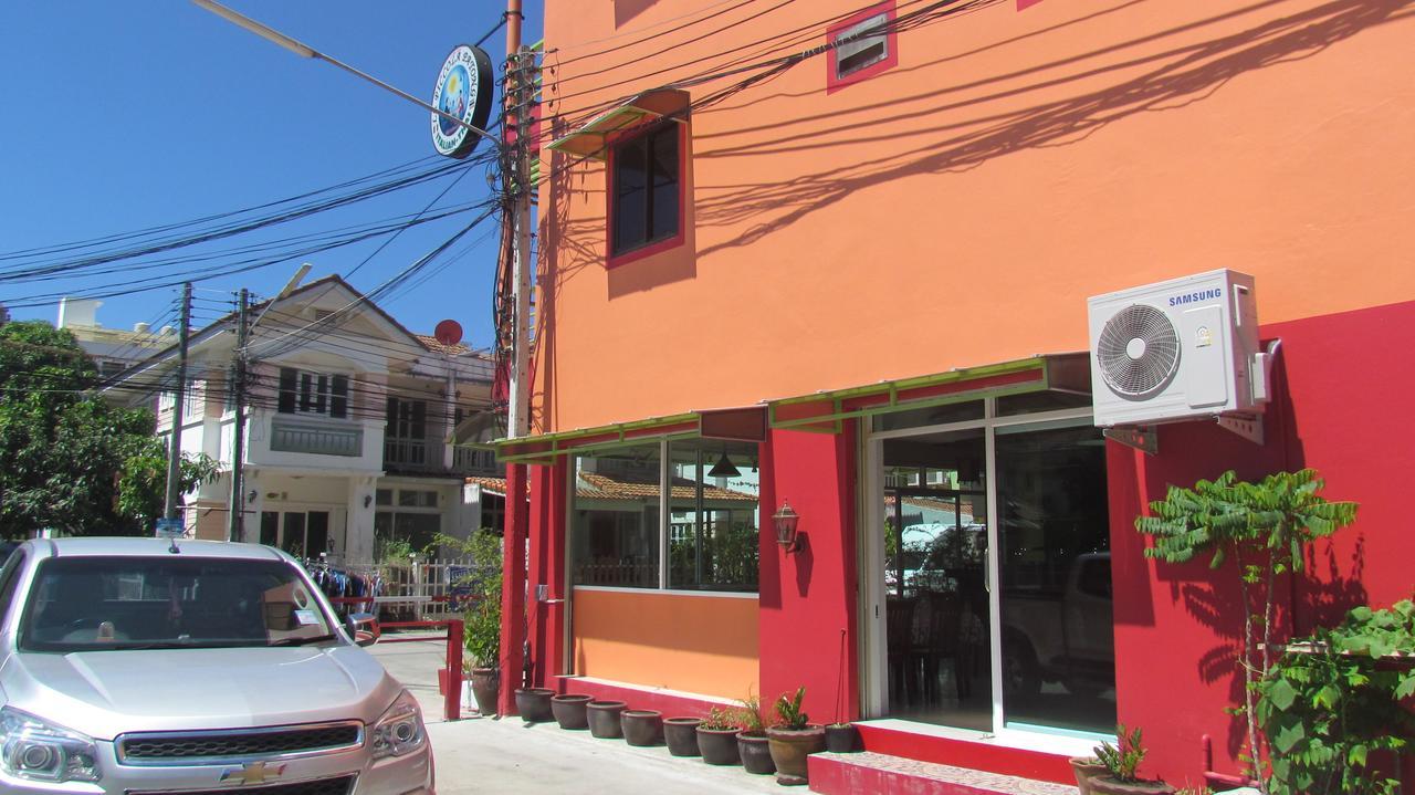 La Piccola Patong Hotell Exteriör bild