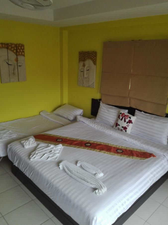 La Piccola Patong Hotell Exteriör bild